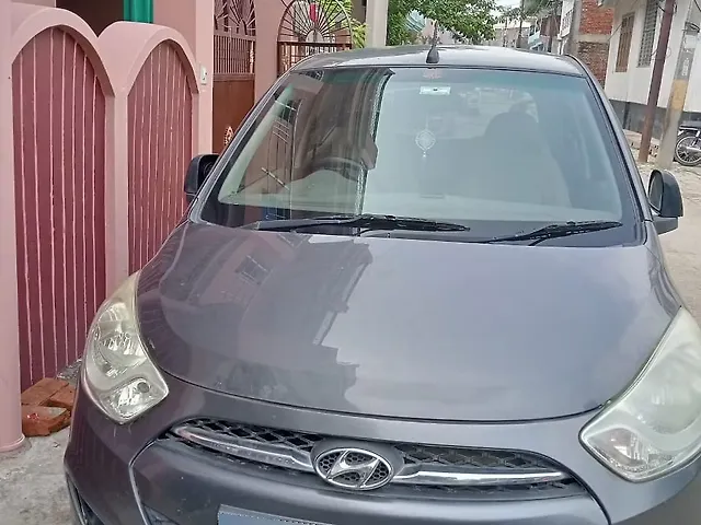 Used 2011 Hyundai i10 in Allahabad