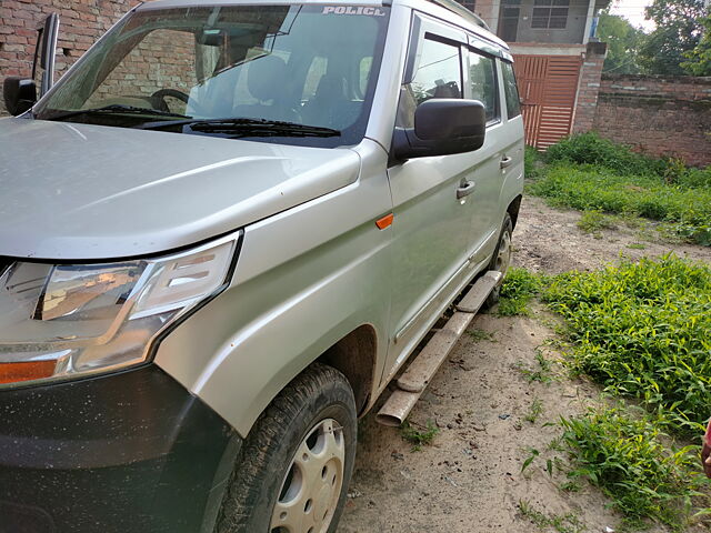 Used Mahindra TUV300 [2015-2019] T4 in Jhansi