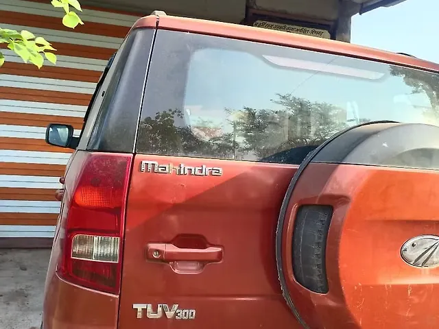 Used Mahindra TUV300 [2015-2019] T8 in Ratlam