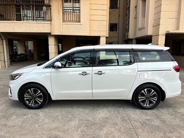 Used Kia Carnival [2020-2023] Limousine Plus 7 STR in Hyderabad