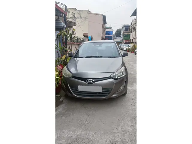 Used Hyundai i20 [2012-2014] Sportz 1.4 CRDI in Dehradun