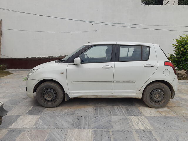 Used Maruti Suzuki Swift  [2010-2011] VXi 1.2 BS-IV in Hapur