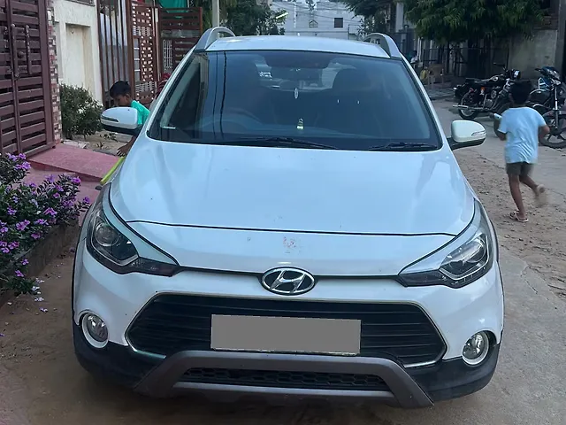 Used 2015 Hyundai i20 Active in Jaipur Used 2015 Hyundai i20 Active in Jaipur