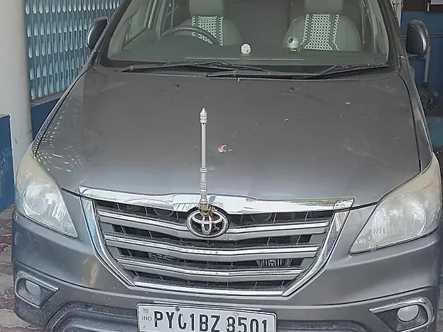 Used 2013 Toyota Innova in Virudhunagar