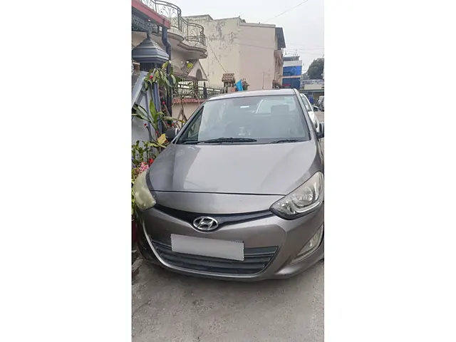 Used Hyundai i20 [2012-2014] Sportz 1.4 CRDI in Dehradun