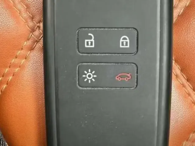 Used Renault Kiger RXT (O) MT [2023-2024] in Delhi