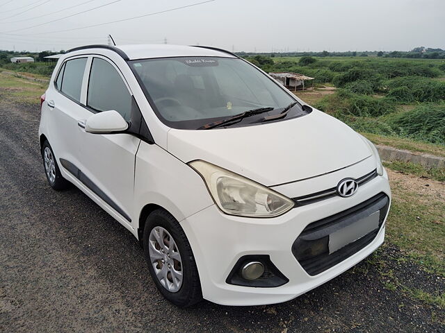 Used Hyundai Grand i10 [2013-2017] Sportz 1.1 CRDi [2013-2016] in Surendranagar