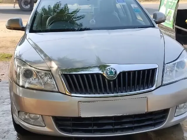 Used 2011 Skoda Laura in Jaipur