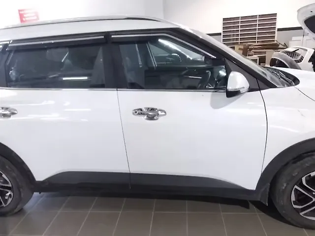 Used 2022 Kia Carens in Jalandhar