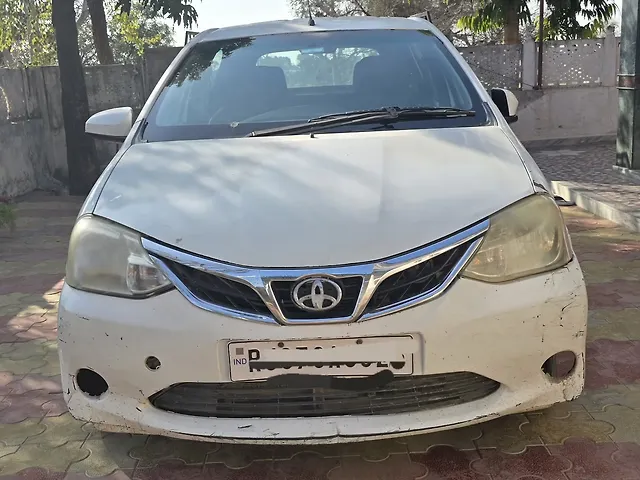 Used 2014 Toyota Etios Liva in Sikar