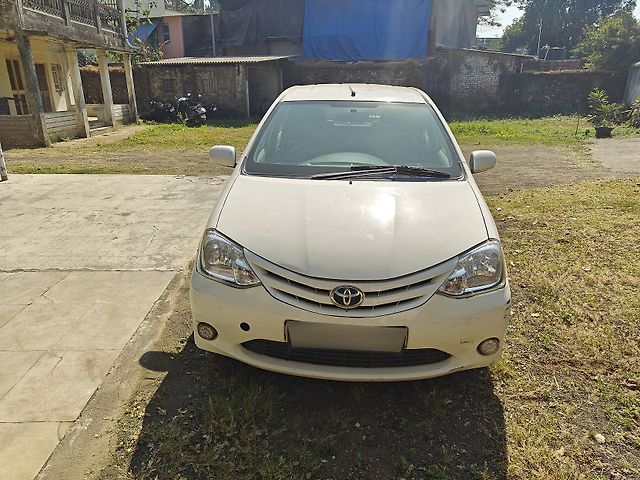 Used 2011 Toyota Etios Liva in Thane