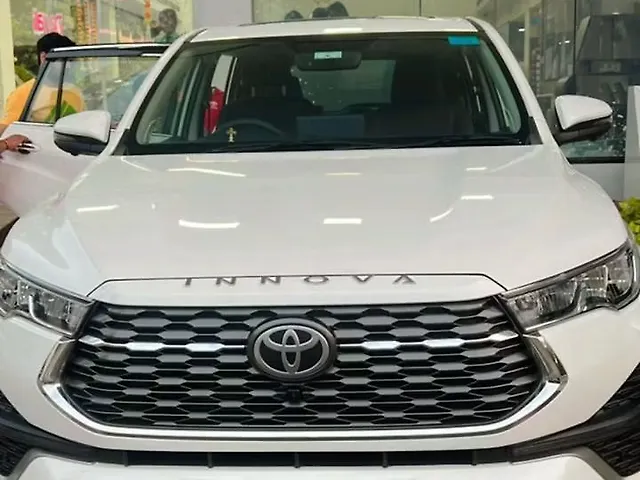 Used 2023 Toyota Innova Hycross in Mumbai Used 2023 Toyota Innova Hycross in Mumbai