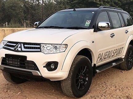 Used 2013 Mitsubishi Pajero in Jhansi