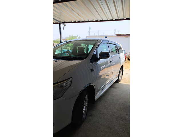 Used 2013 Toyota Innova in Titlagarh