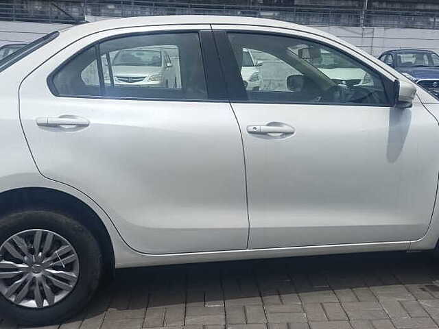 Used Maruti Suzuki Dzire [2017-2020] VXi AMT in Kochi