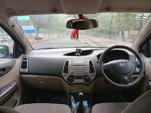 Used 2010 Hyundai i20 in Delhi