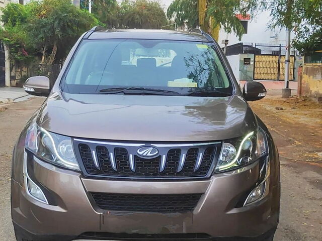 Used 2017 Mahindra XUV500 in Agra