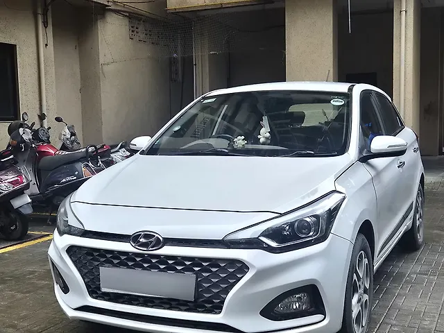 Used 2018 Hyundai i20 Active in Thane