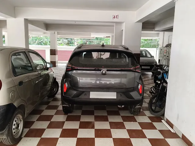 Used Tata Nexon Pure (S) 1.2 Petrol 6MT [2023-2025] in Kolkata
