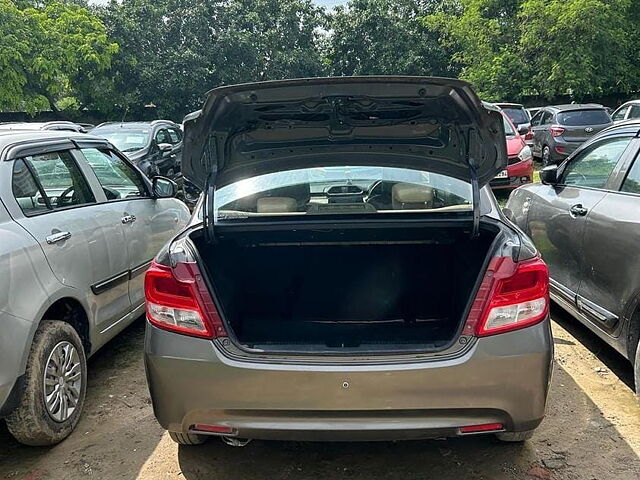 Used Maruti Suzuki Dzire [2017-2020] VXi AMT in Delhi