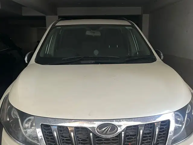 Used 2015 Mahindra XUV500 in Delhi
