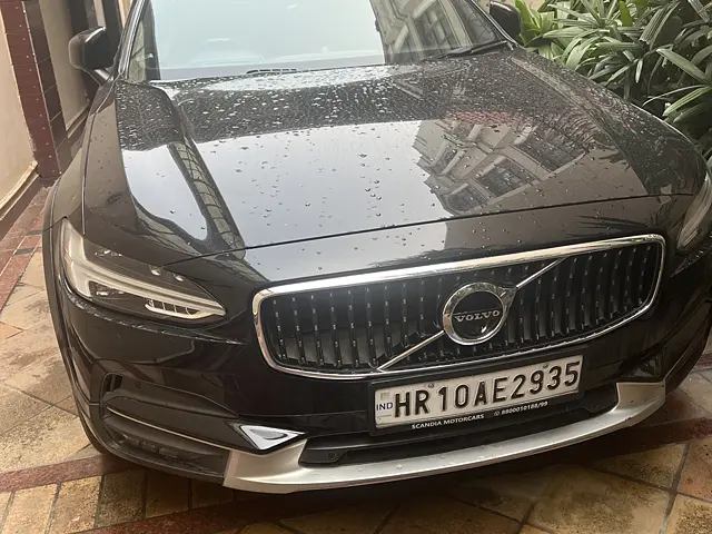 Used 2017 Volvo V90 Cross Country in Delhi