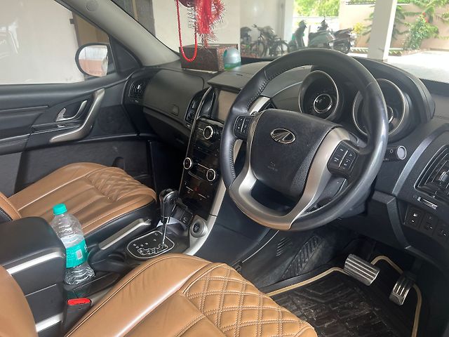 Used Mahindra XUV500 W11 (O) AWD AT in Dehradun