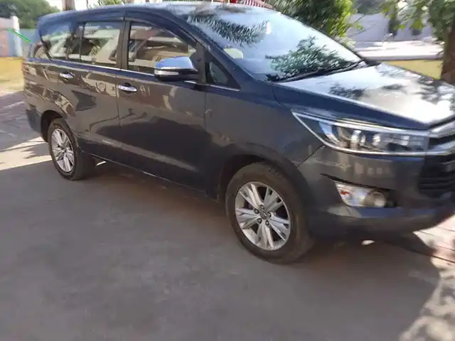 Used 2016 Toyota Innova Crysta in Sehore