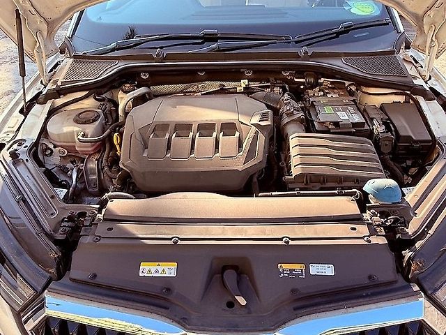 Used Skoda Octavia Style 2.0 in Mumbai