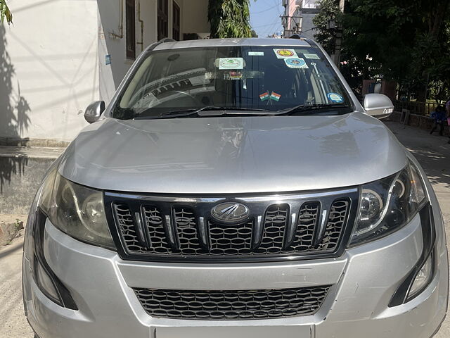 Used 2015 Mahindra XUV500 in Delhi