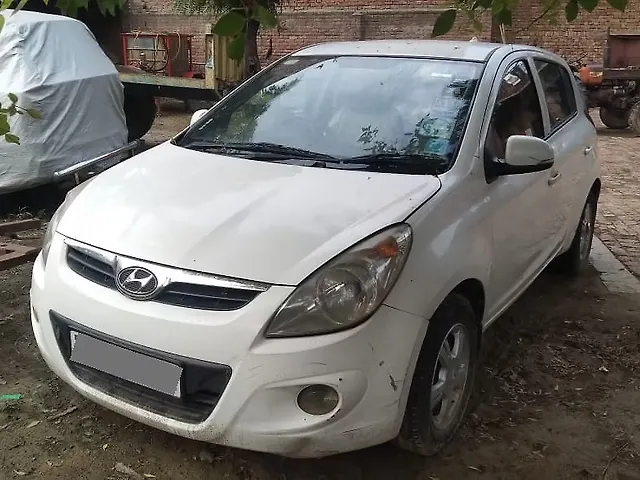 Used 2011 Hyundai i20 in Muzaffarnagar Used 2011 Hyundai i20 in Muzaffarnagar
