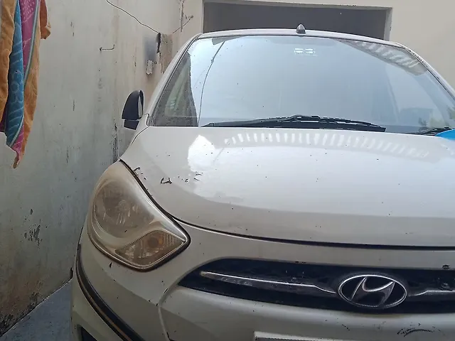 Used 2013 Hyundai i10 in Meerut