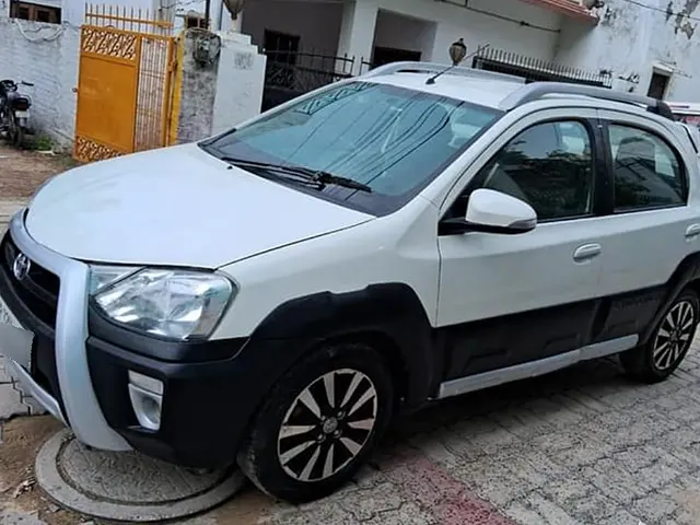Used 2014 Toyota Etios in Lucknow