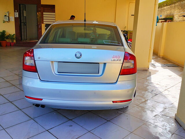 Used Skoda Laura Elegance 2.0 TDI CR AT in Amravati