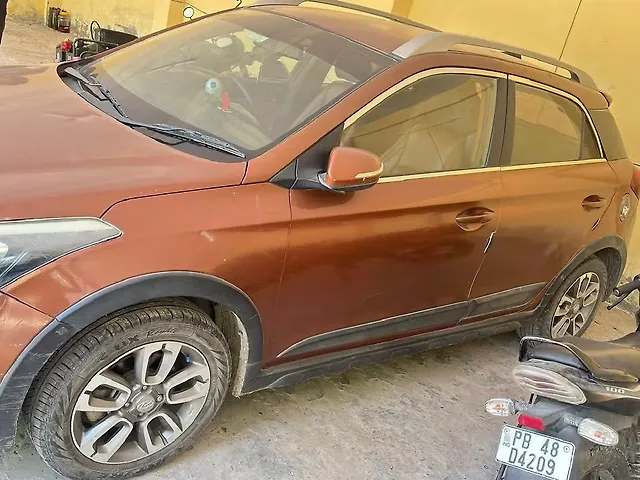 Used 2016 Hyundai i20 Active in Jhunjhunu