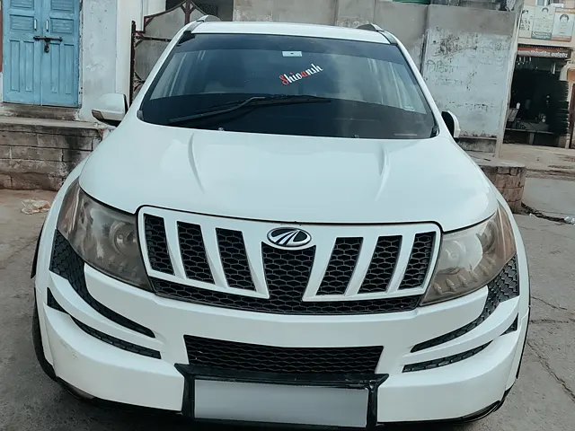 Used 2013 Mahindra XUV500 in Sikar
