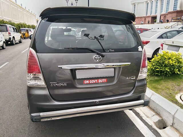 Used Toyota Innova [2009-2012] 2.5 VX 7 STR BS-IV in Hyderabad