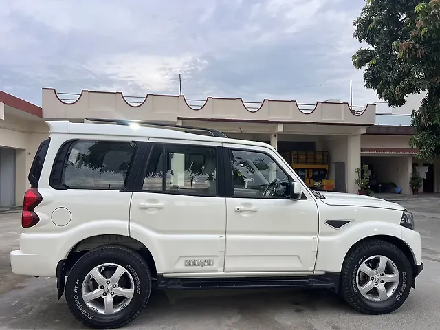 Used Mahindra Scorpio 2021 S11 Diesel Manual in Rudrapur