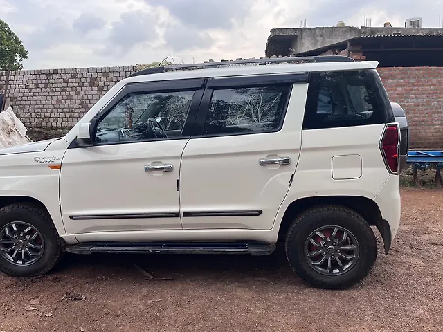 Used Mahindra TUV300 [2015-2019] T10 in Shivpuri