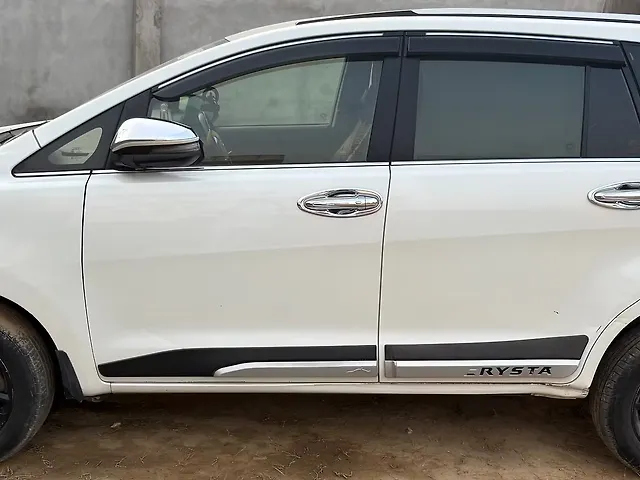Used Toyota Innova Crysta [2020-2023] VX 2.4 7 STR in Agra
