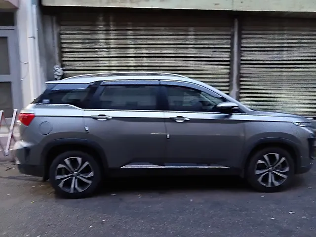 Used MG Hector Plus Sharp 2.0 Diesel Turbo MT 6-STR in Lucknow