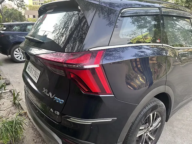 Used Mahindra Old Generation XUV700 AX 5 Diesel MT 7 STR [2021] in Kolkata