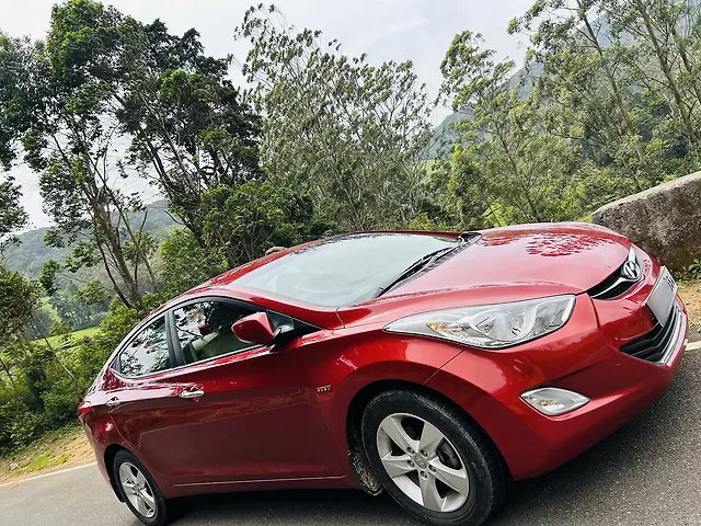 Second Hand 2014 Hyundai Elantra 1.8 SX AT for sale at Rs. 7,00,000 in ...
