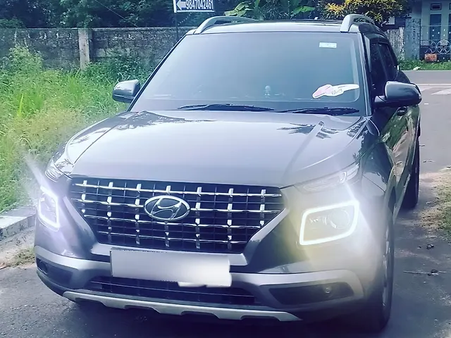 Used 2022 Hyundai Venue in Ernakulam