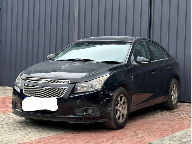 Used 2011 Chevrolet Cruze in Ahmedabad