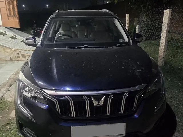 Used 2022 Mahindra XUV700 in Morena