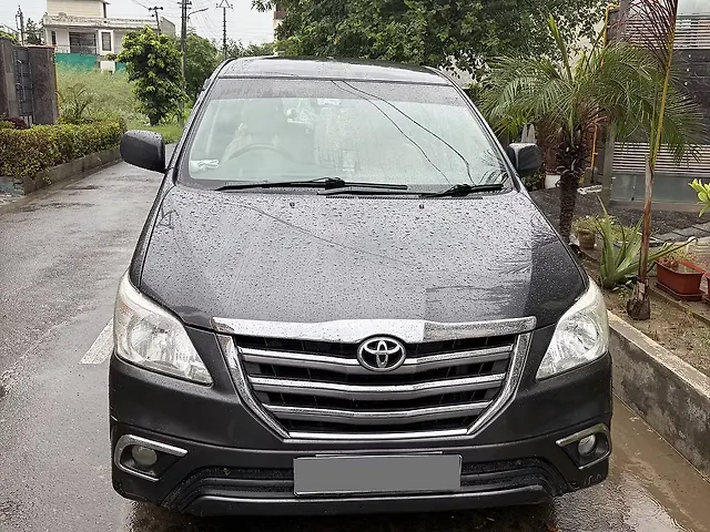 Used 2015 Toyota Innova in Faridkot Used 2015 Toyota Innova in Faridkot