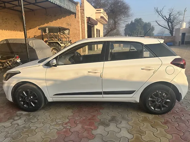 Used Hyundai Elite i20 [2018-2019] Sportz 1.2 in Chandigarh