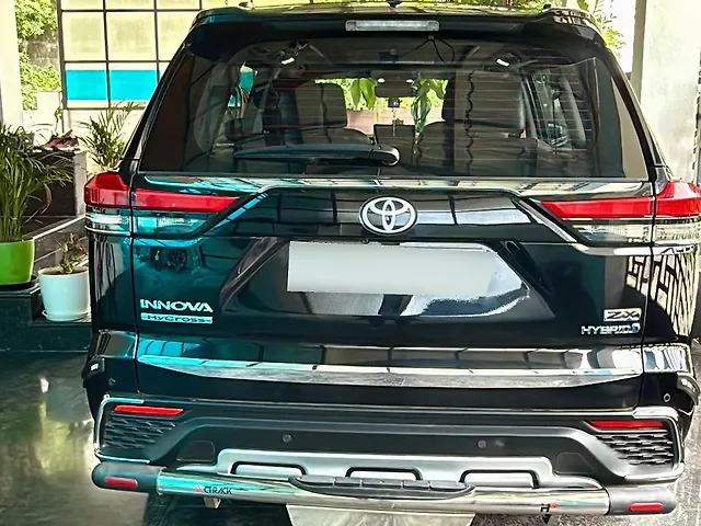 Used Toyota Innova Hycross ZX (O) Hybrid (Electric + Petrol) Automatic (e-CVT) 7 STR in Chennai Used Toyota Innova Hycross ZX (O) Hybrid (Electric + Petrol) Automatic (e-CVT) 7 STR in Chennai