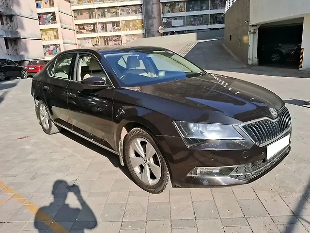 Used 2017 Skoda Superb in Mumbai